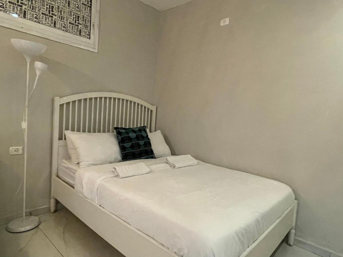 דירות רוטשילד Petach Tikva Dış mekan fotoğraf